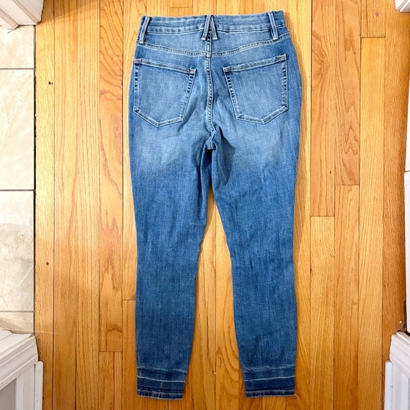 ✨ GOOD AMERICAN ✨ Good Legs High Rise Skinny Distressed Hem Size 8 / 29 - Picture 3 of 4